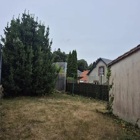 Nyaraló Maison Chaleureuse Et Calme Avec Parking A Pouzauges